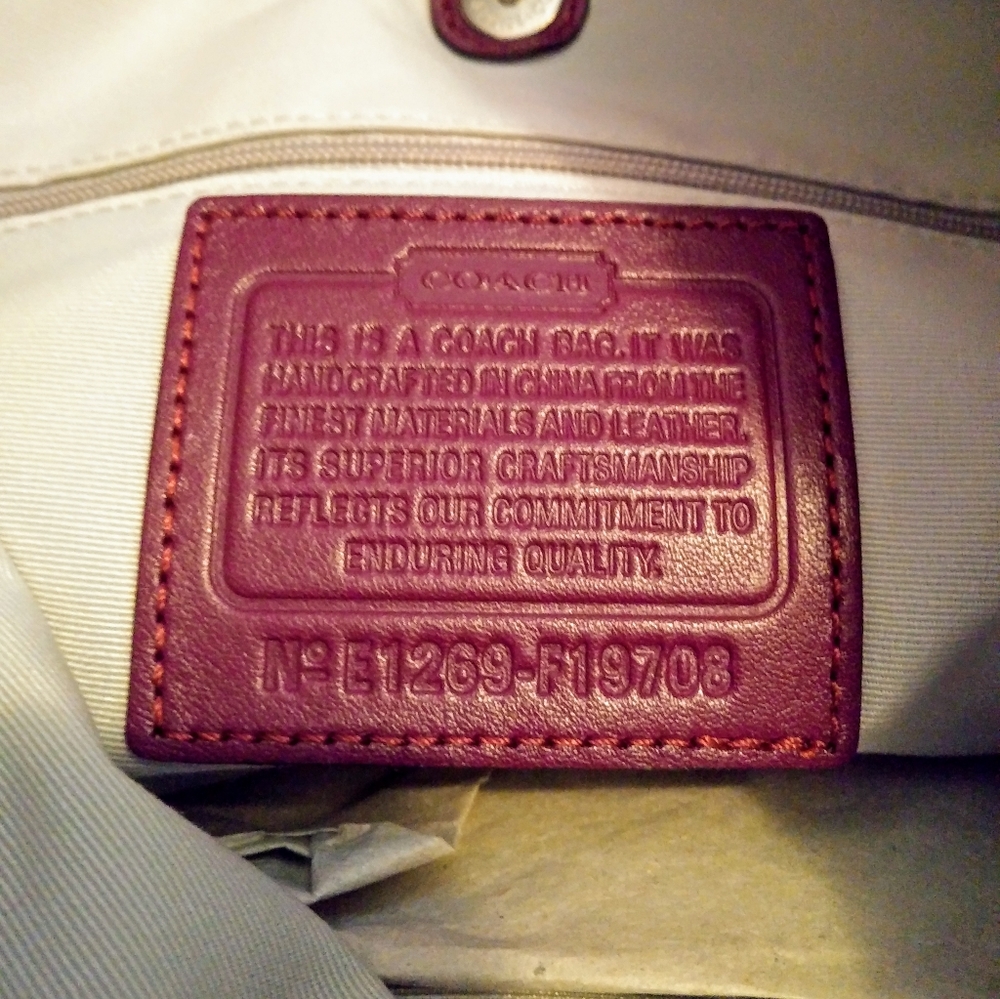 COACH Purse - Picture 2 of 6